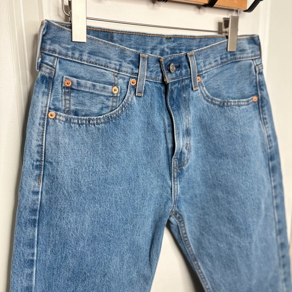 Levis 505 Jeans Regular Fit Straight Leg Mens 31x32 Blue Medium Wash 100% Cotton
